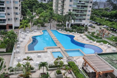 Apartamento à venda com 67m², 2 quartos e 2 vagas Apartamento à venda com 67m², 2 quartos e 2 vagasPiscina