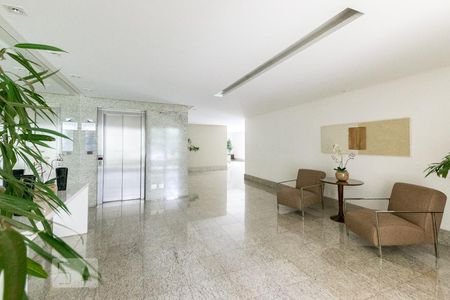 Apartamento à venda com 148m², 3 quartos e 2 vagasHall