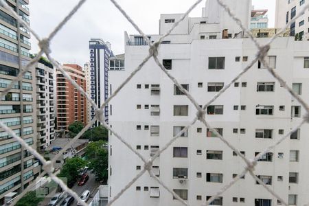 Vista de apartamento à venda com 3 quartos, 148m² em Moema , São Paulo