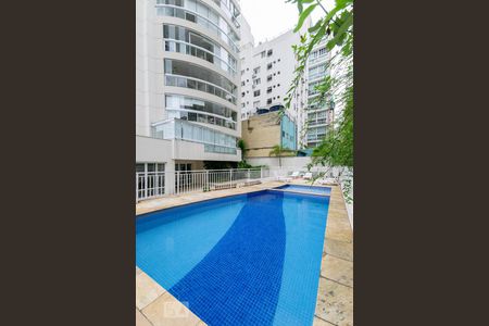 Apartamento à venda com 148m², 3 quartos e 2 vagasPiscina