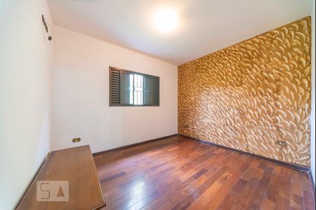 Casa à venda com 220m², 3 quartos e 4 vagas Casa à venda com 220m², 3 quartos e 4 vagasQuarto 3