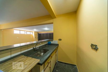 Casa à venda com 220m², 3 quartos e 4 vagas Casa à venda com 220m², 3 quartos e 4 vagasPia da Garagem