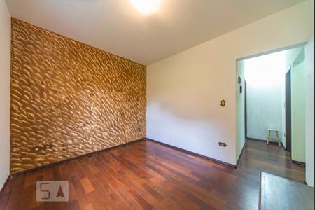 Casa à venda com 220m², 3 quartos e 4 vagas Casa à venda com 220m², 3 quartos e 4 vagasQuarto 3