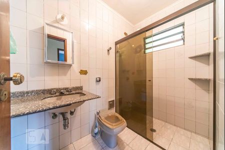 Casa à venda com 220m², 3 quartos e 4 vagas Casa à venda com 220m², 3 quartos e 4 vagasBanheiro