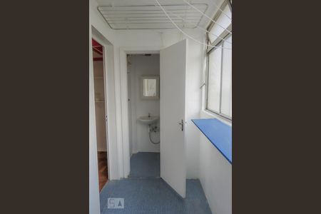 Apartamento à venda com 94m², 3 quartos e 1 vagaÁrea de serviço 