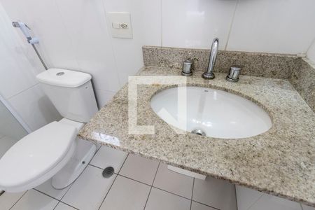 Apartamento à venda com 58m², 2 quartos e 1 vagaQuarto 1 - Banheiro da Suite