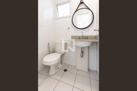 Apartamento à venda com 58m², 2 quartos e 1 vagaBanheiro do Corredor