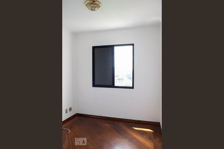 QUARTO 1 de apartamento para alugar com 2 quartos, 65m² em Vila Bruna, São Paulo