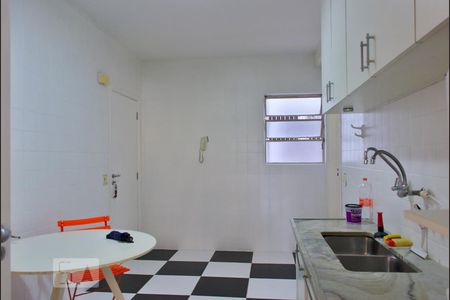 Apartamento para alugar com 138m², 3 quartos e 1 vagaCozinha