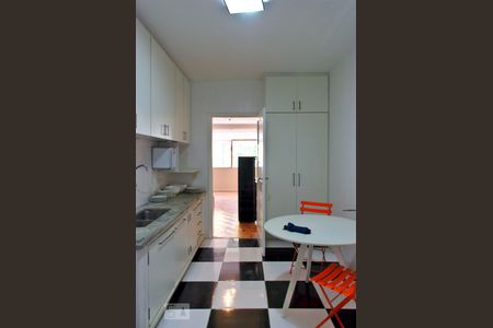 Apartamento para alugar com 138m², 3 quartos e 1 vagaCozinha