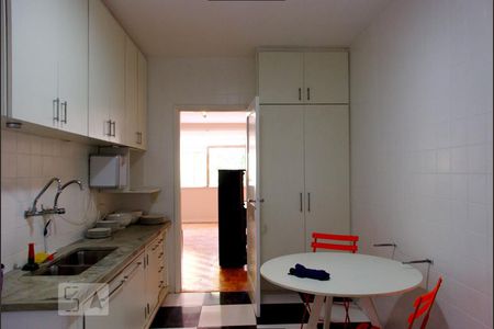 Apartamento para alugar com 138m², 3 quartos e 1 vagaCozinha