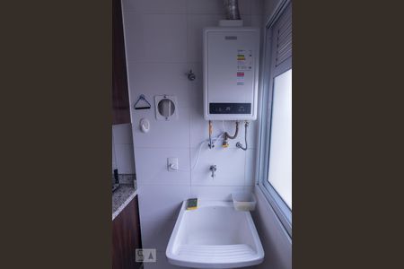 Apartamento à venda com 58m², 2 quartos e 1 vaga Apartamento à venda com 58m², 2 quartos e 1 vagaÁrea de Serviço