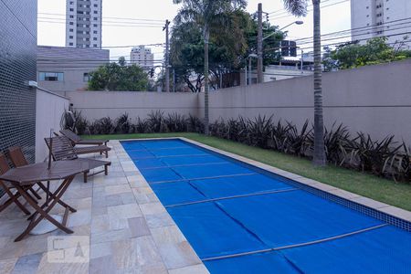 Apartamento à venda com 58m², 2 quartos e 1 vaga Apartamento à venda com 58m², 2 quartos e 1 vagaPiscina