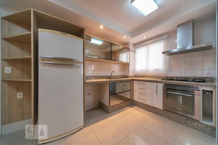 Apartamento à venda com 128m², 3 quartos e 2 vagasCozinha 