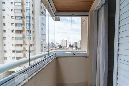 Apartamento à venda com 128m², 3 quartos e 2 vagasSacada do Quarto 2