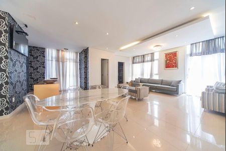 Apartamento à venda com 128m², 3 quartos e 2 vagasSalão de Festas 