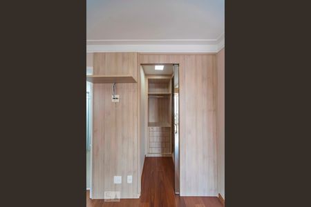 Apartamento à venda com 128m², 3 quartos e 2 vagasCloset 