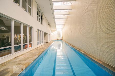 Studio para alugar com 44m², 1 quarto e 1 vaga Studio para alugar com 44m², 1 quarto e 1 vagaPiscina