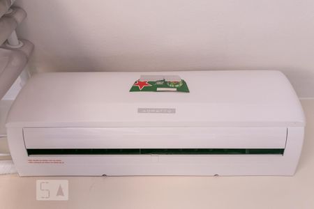 Ar condicionado de casa de condomínio à venda com 3 quartos, 130m² em Santa Tereza, Porto Alegre