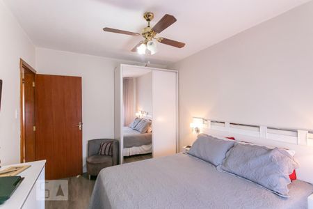 Casa de condomínio à venda com 130m², 3 quartos e 4 vagasQuarto 1