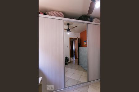 Detalhe de casa de condomínio à venda com 3 quartos, 130m² em Santa Tereza, Porto Alegre