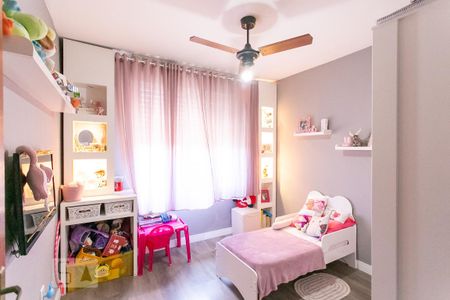 Casa de condomínio à venda com 130m², 3 quartos e 4 vagasQuarto 2