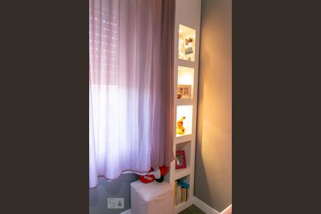 Casa de condomínio à venda com 130m², 3 quartos e 4 vagasDetalhe