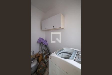 Apartamento à venda com 74m², 2 quartos e sem vaga Apartamento à venda com 74m², 2 quartos e sem vagaÁrea de Serviço