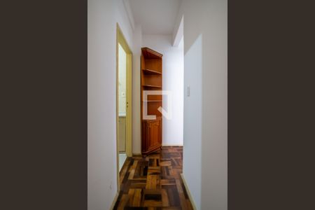 Apartamento à venda com 74m², 2 quartos e sem vaga Apartamento à venda com 74m², 2 quartos e sem vagaCorredor