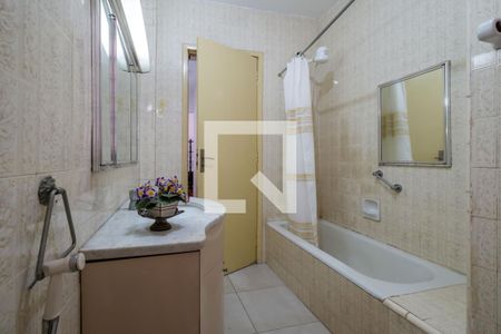 Apartamento à venda com 74m², 2 quartos e sem vaga Apartamento à venda com 74m², 2 quartos e sem vagaBanheiro