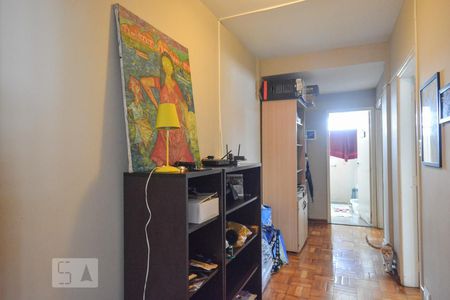 Corredor de apartamento para alugar com 2 quartos, 120m² em Pinheiros, São Paulo