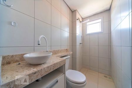 Banheiro  de apartamento para alugar com 2 quartos, 51m² em Vila Alpina, Santo André