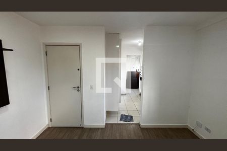 Sala de apartamento para alugar com 2 quartos, 51m² em Vila Alpina, Santo André