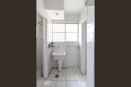 Apartamento à venda com 62m², 2 quartos e 1 vaga Apartamento à venda com 62m², 2 quartos e 1 vagaÁrea de serviço