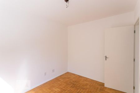Quarto 1 de apartamento para alugar com 2 quartos, 56m² em Santana, Porto Alegre