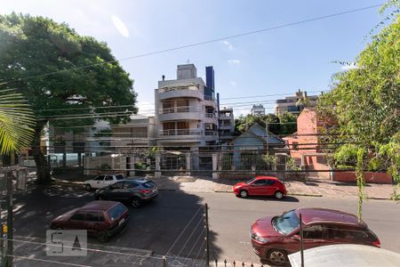 Vista do Quarto 2 de apartamento para alugar com 2 quartos, 56m² em Santana, Porto Alegre