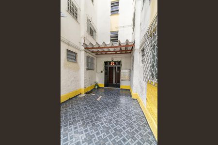 Apartamento para alugar com 55m², 2 quartos e sem vagaHall de entrada do bloco