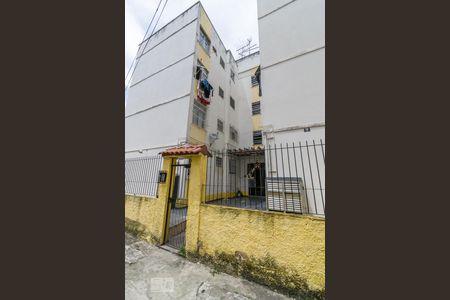 Apartamento para alugar com 55m², 2 quartos e sem vagaEntrada principal do bloco