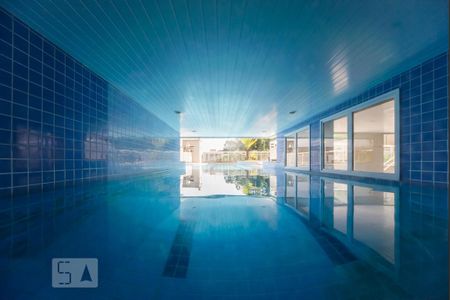Apartamento para alugar com 80m², 2 quartos e 1 vagaPiscina