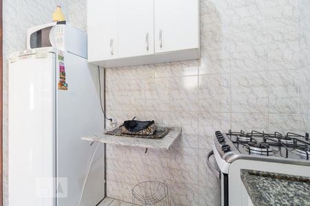 Cozinha de apartamento para alugar com 2 quartos, 58m² em Castelo, Belo Horizonte