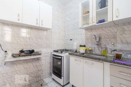Cozinha de apartamento para alugar com 2 quartos, 58m² em Castelo, Belo Horizonte