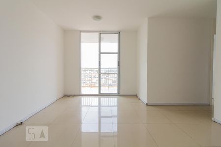 Sala de apartamento para alugar com 3 quartos, 71m² em Rio Pequeno , São Paulo