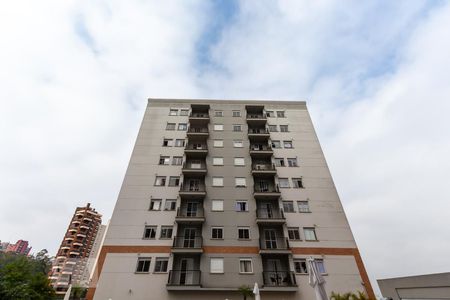 Apartamento para alugar com 38m², 1 quarto e 2 vagas Apartamento para alugar com 38m², 1 quarto e 2 vagasFachada