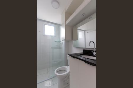 Banheiro da suíte de apartamento para alugar com 1 quarto, 38m² em Jardim Ampliação, São Paulo