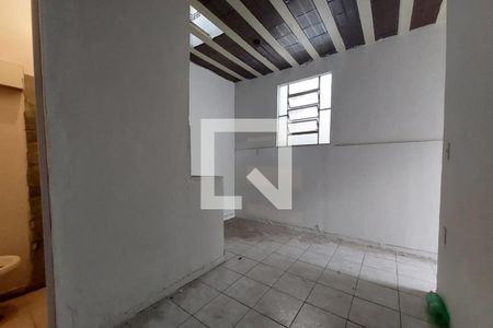 Casa para alugar com 30m², 1 quarto e sem vagaSala