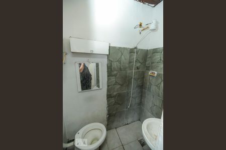 Banheiro de casa para alugar com 1 quarto, 30m² em Piedade, Rio de Janeiro