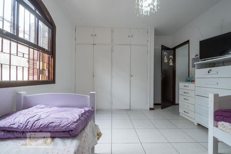 Casa à venda com 200m², 4 quartos e 2 vagasQuarto 3