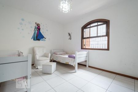 Casa à venda com 200m², 4 quartos e 2 vagasQuarto 3