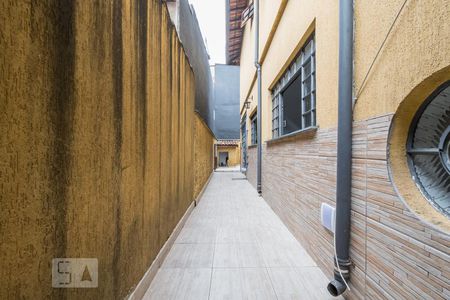 Corredor Lateral de casa à venda com 4 quartos, 200m² em Vila Santa Catarina, São Paulo