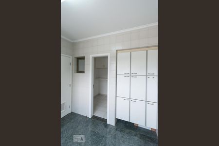 Apartamento para alugar com 178m², 3 quartos e 3 vagas Apartamento para alugar com 178m², 3 quartos e 3 vagasÁrea de Serviço